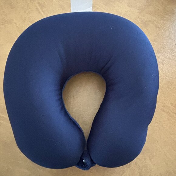 Cloudz Travel Neck Pillow - Picture 4 of 10